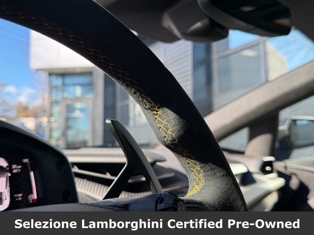 2025 Lamborghini Revuelto Base - Photo 32