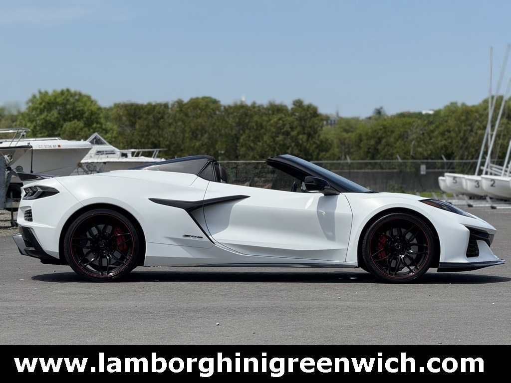 Used 2024 Chevrolet Corvette 3LZ with VIN 1G1YF3D38R5607909 for sale in Greenwich, CT