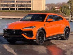 2025 Lamborghini Urus SE SUV