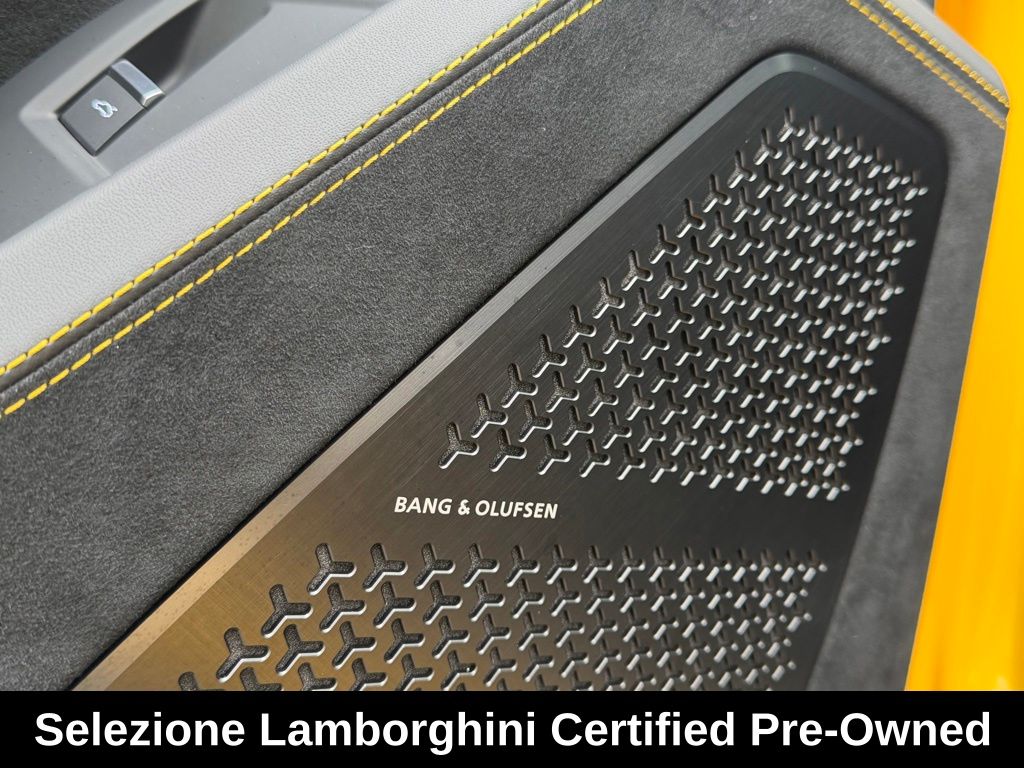 2023 Lamborghini Urus Performante - Photo 26