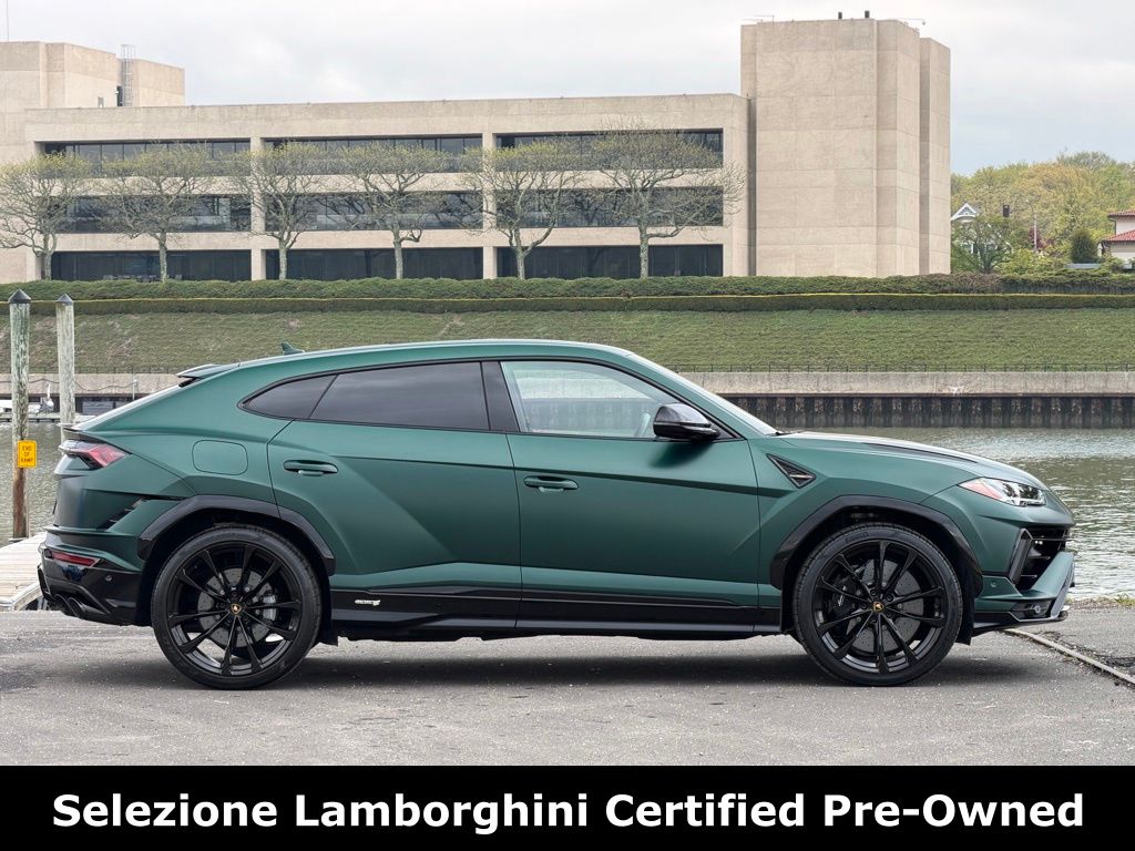 Used 2024 Lamborghini Urus For Sale at Lamborghini Greenwich | VIN
