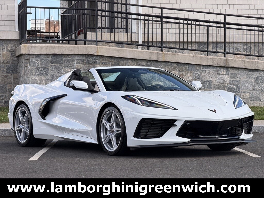 2025 Chevrolet Corvette Stingray Convertible 2LT photo 3