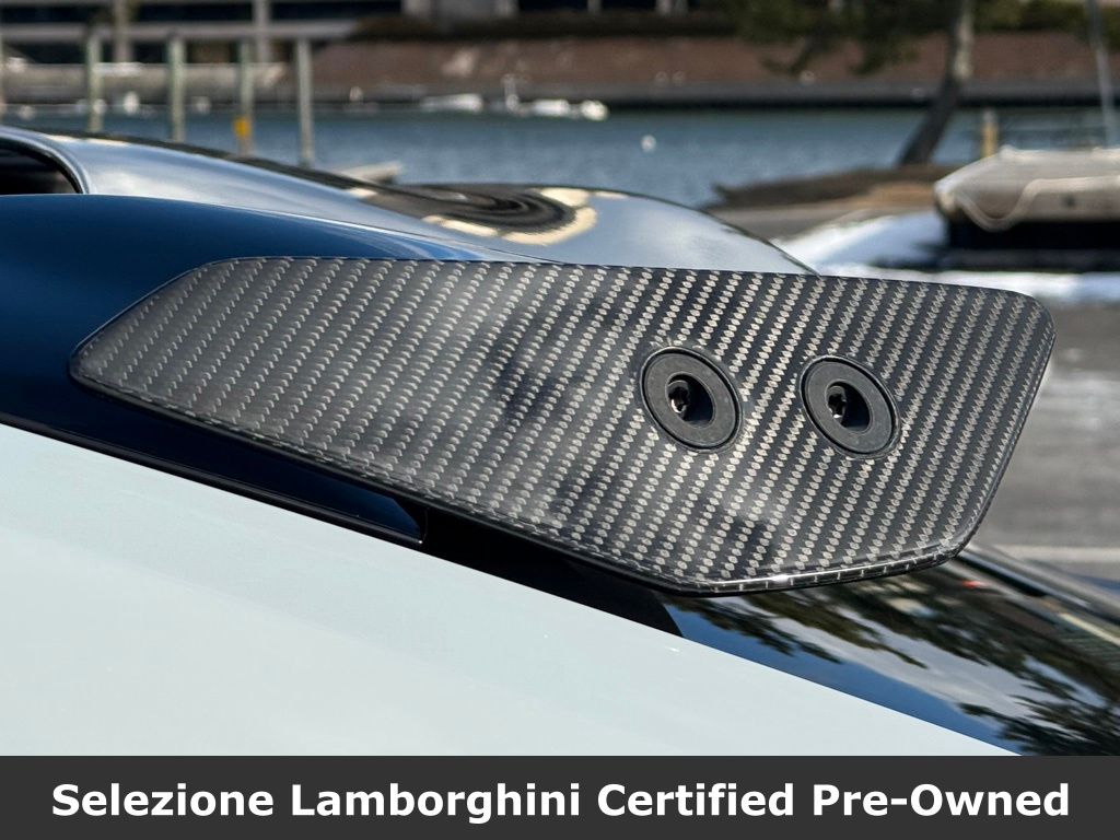 2024 Lamborghini Urus Performante - Photo 11