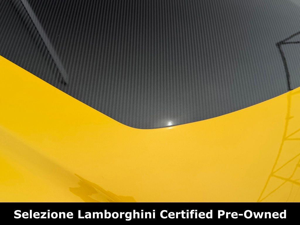 2023 Lamborghini Urus Performante - Photo 12