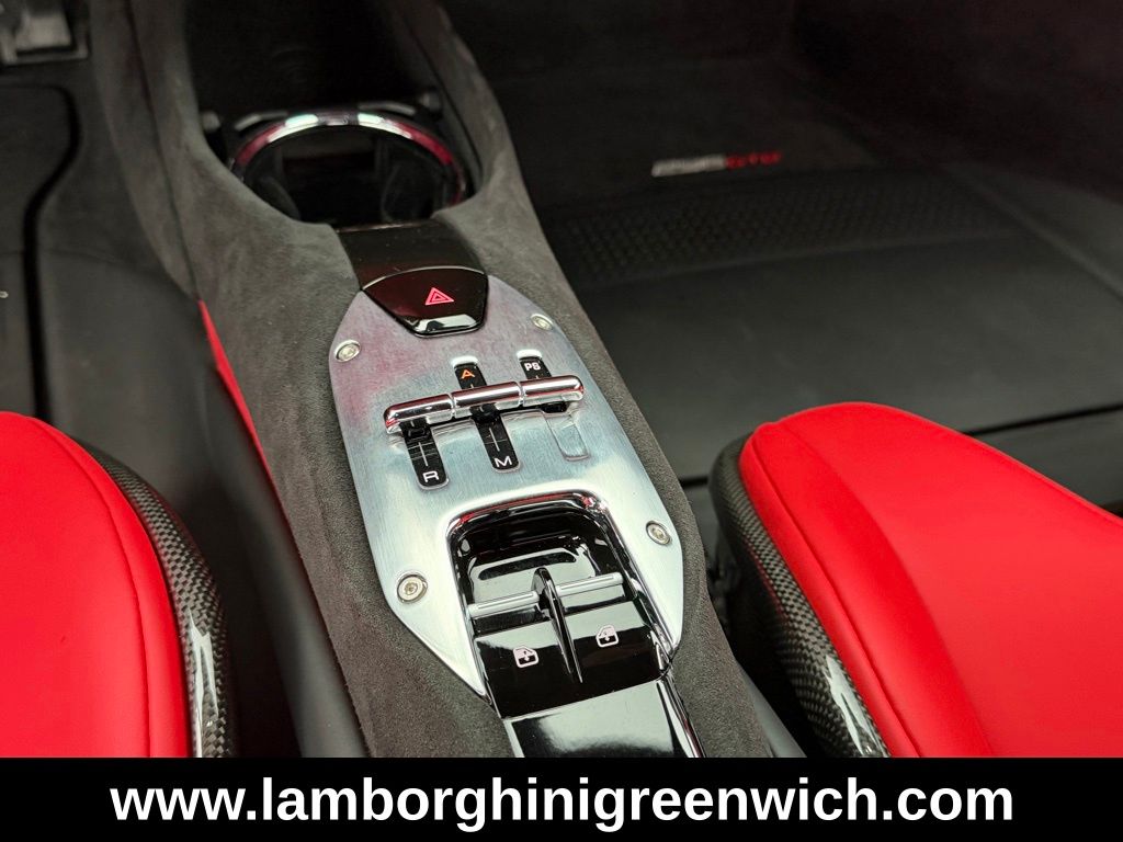 2023 Ferrari 296 Base - Photo 30