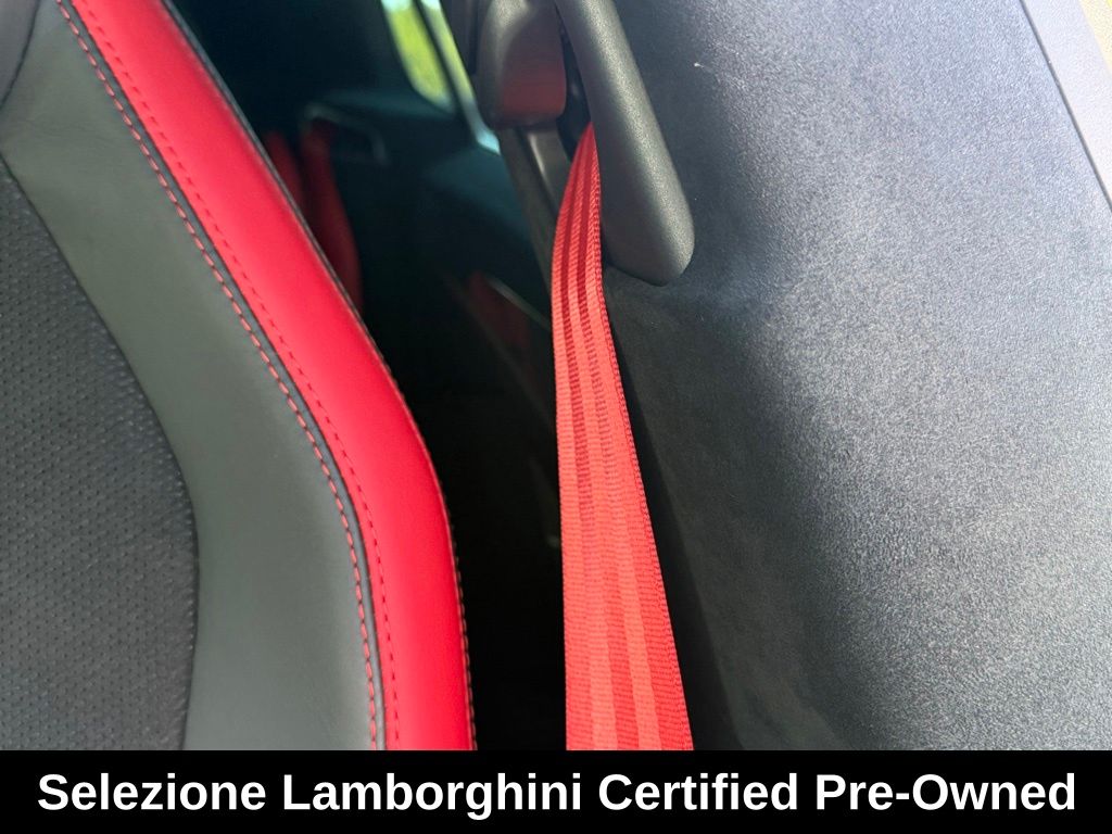 2023 Lamborghini Urus Performante - Photo 32