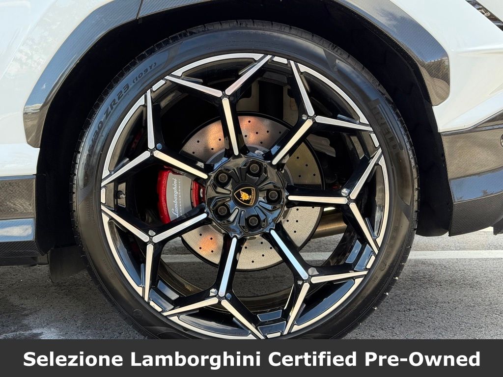 2024 Lamborghini Urus Performante - Photo 17