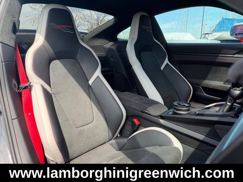2026 Porsche 911 GT3 - Photo 33
