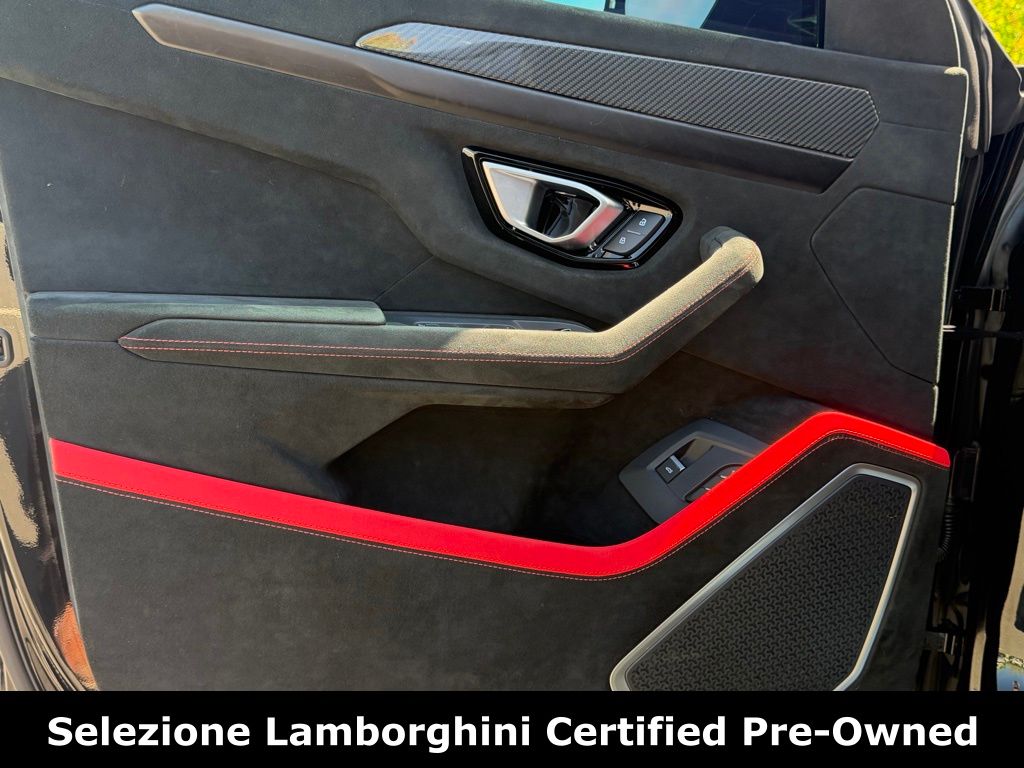 2023 Lamborghini Urus Performante - Photo 22