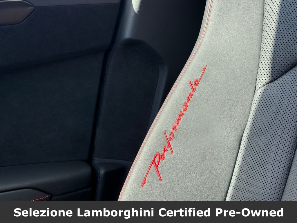 2024 Lamborghini Urus Performante - Photo 29