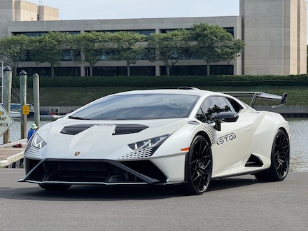 2023 Lamborghini Huracan STO Base Coupe