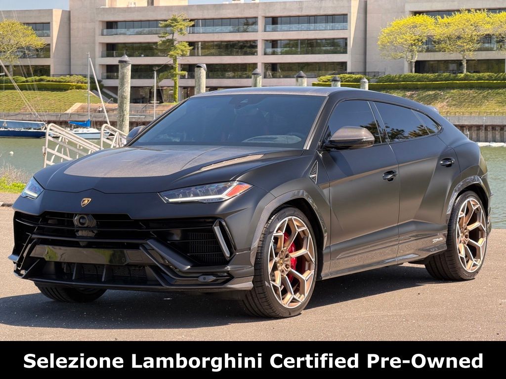 2023 Lamborghini Urus 4.0 V8 Performante's photo