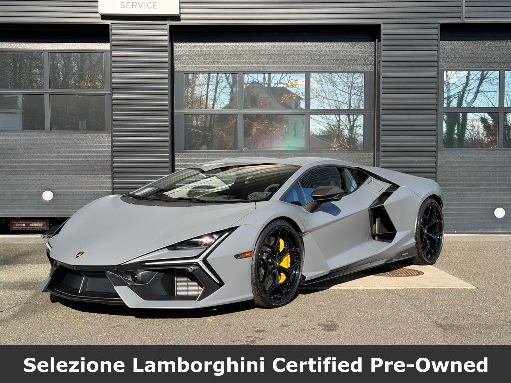 2025 Lamborghini Revuelto