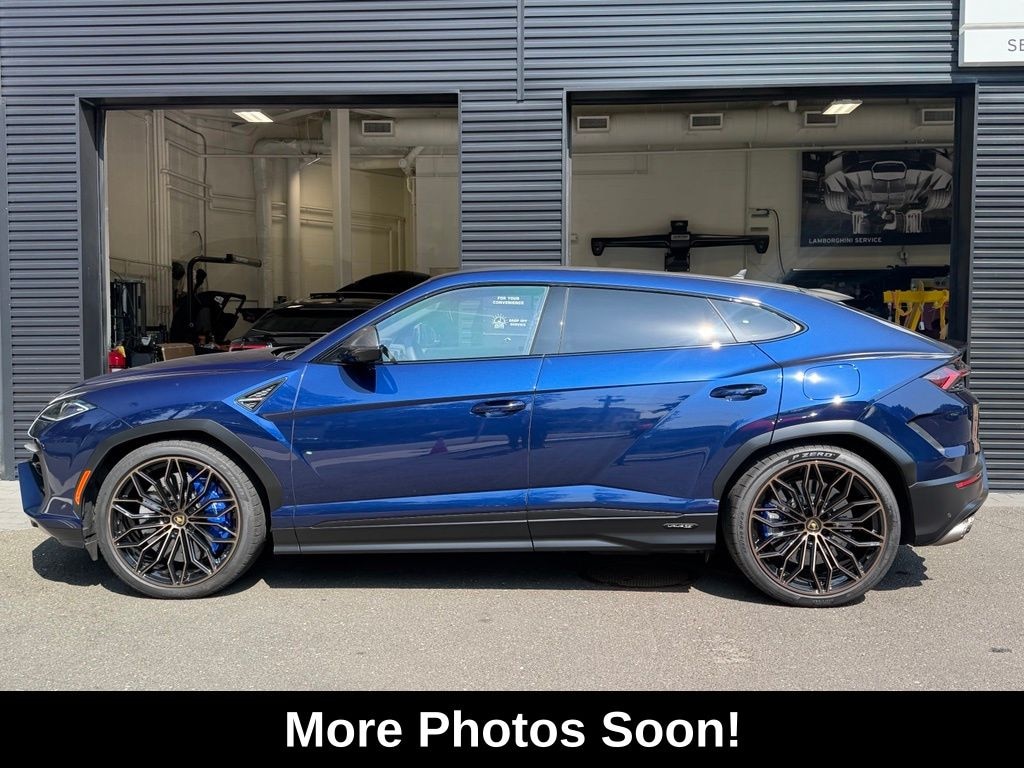 Certified 2025 Lamborghini Urus SE SUV
