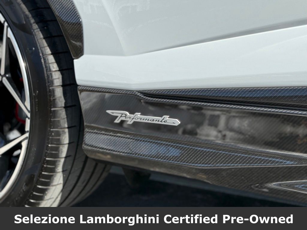 2024 Lamborghini Urus Performante - Photo 19