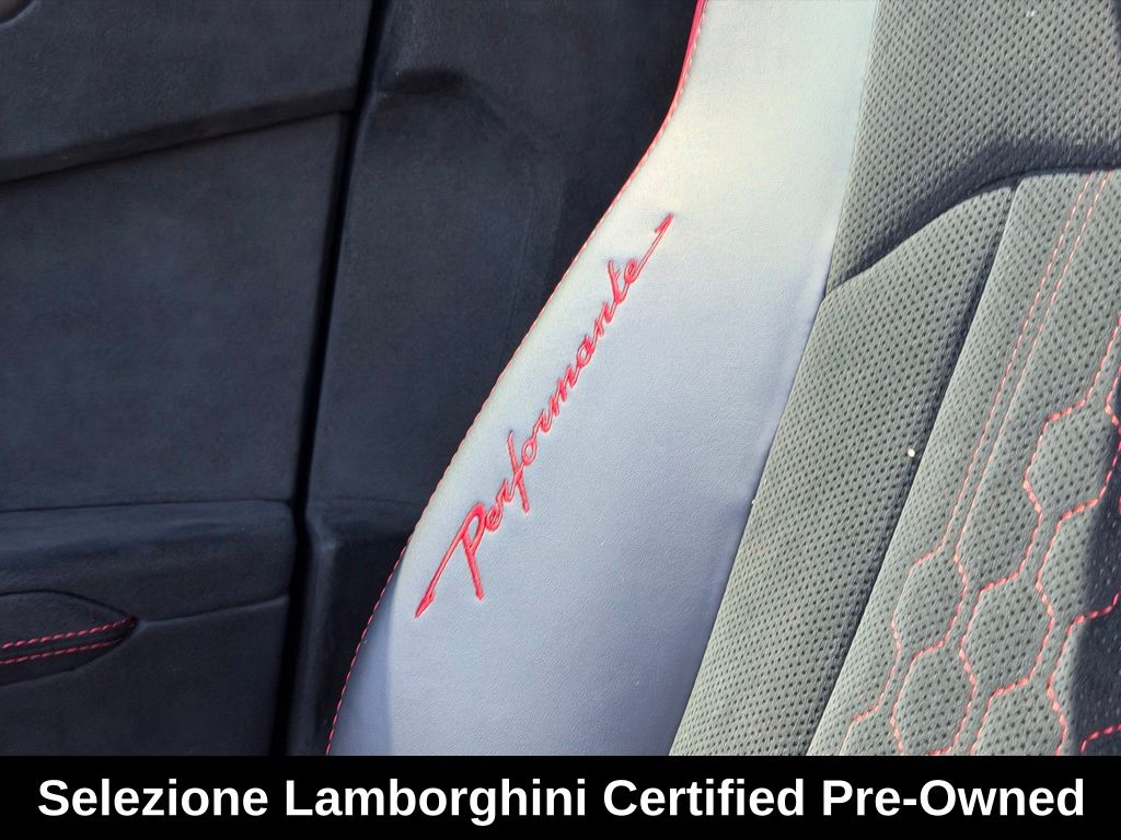 2023 Lamborghini Urus Performante - Photo 30