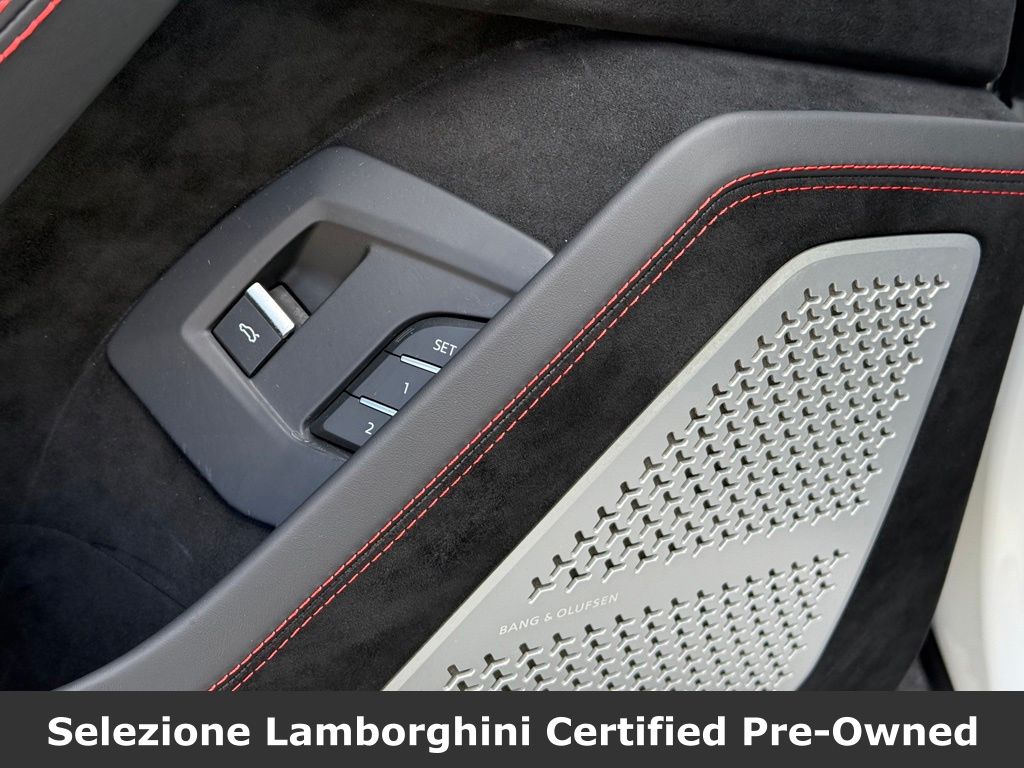 2024 Lamborghini Urus Performante - Photo 25