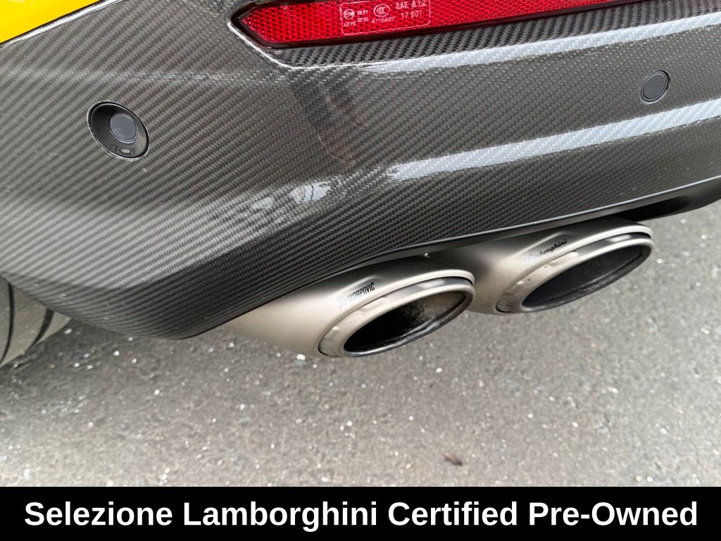 2023 Lamborghini Urus Performante - Photo 20