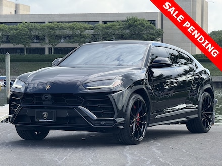 2022 Lamborghini Urus Base SUV