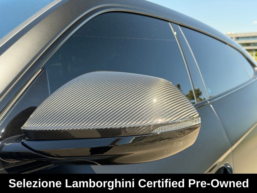 2023 Lamborghini Urus Performante - Photo 12