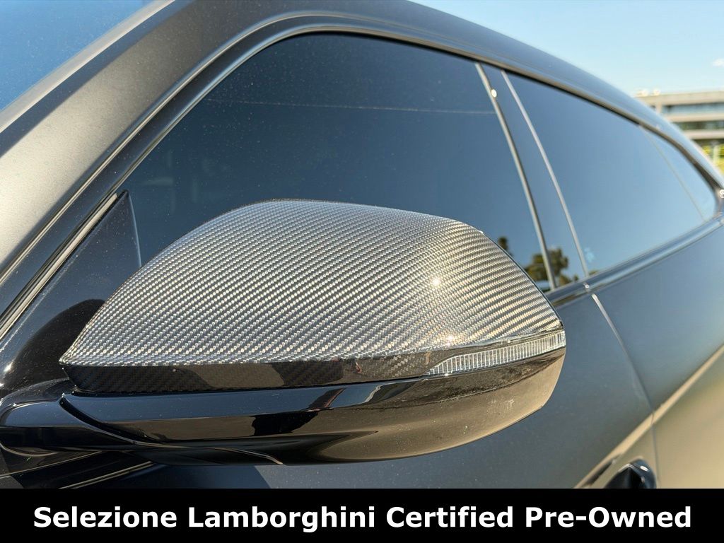 2023 Lamborghini Urus Performante - Photo 12
