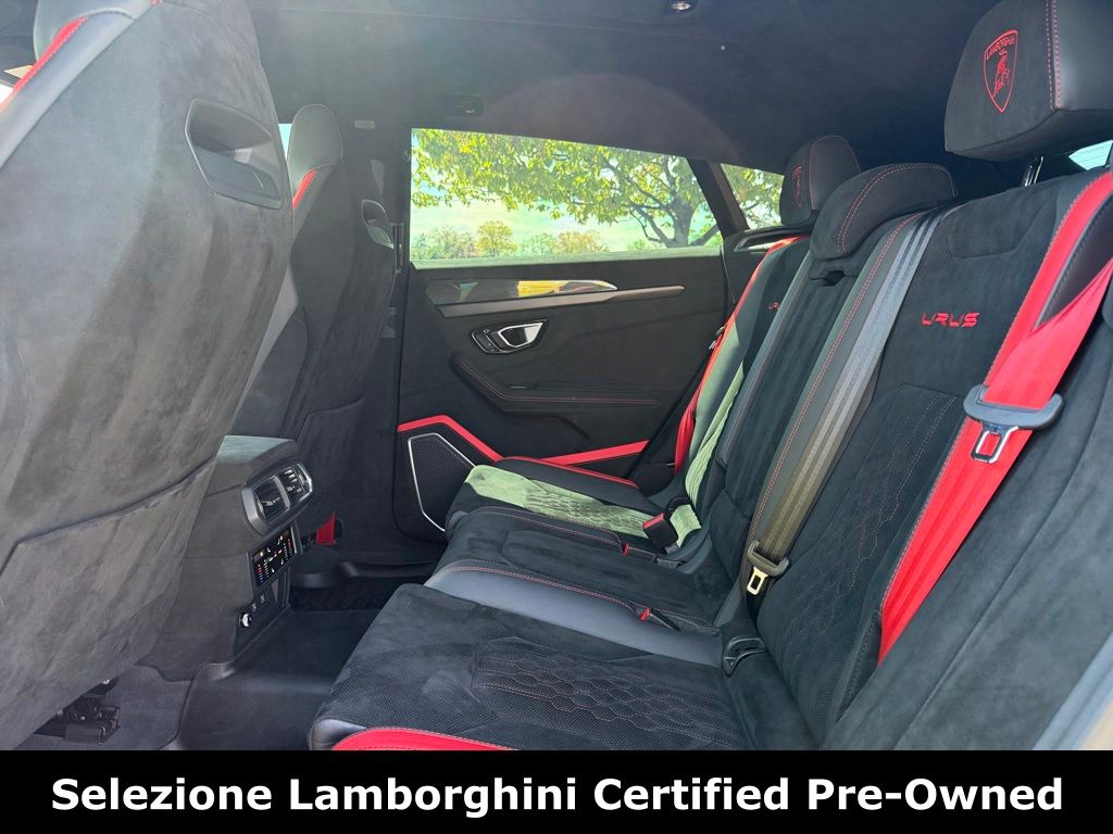 2023 Lamborghini Urus Performante - Photo 34
