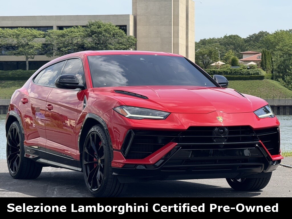 2024 Lamborghini Urus S photo 3