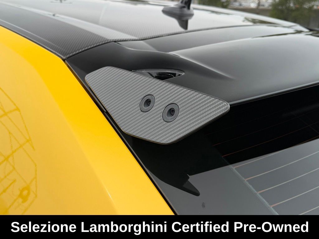2023 Lamborghini Urus Performante - Photo 17