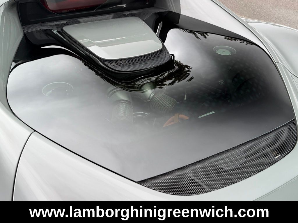 2023 Ferrari 296 Base - Photo 10