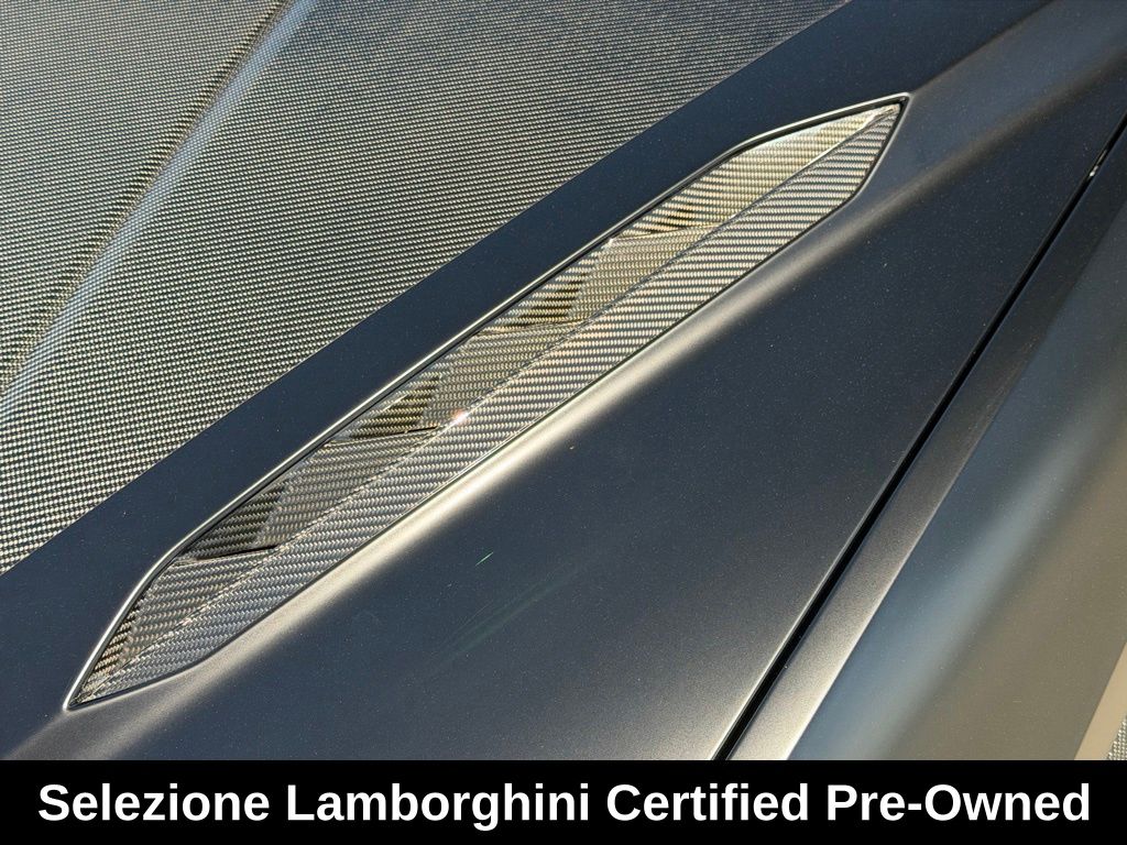 2023 Lamborghini Urus Performante - Photo 10