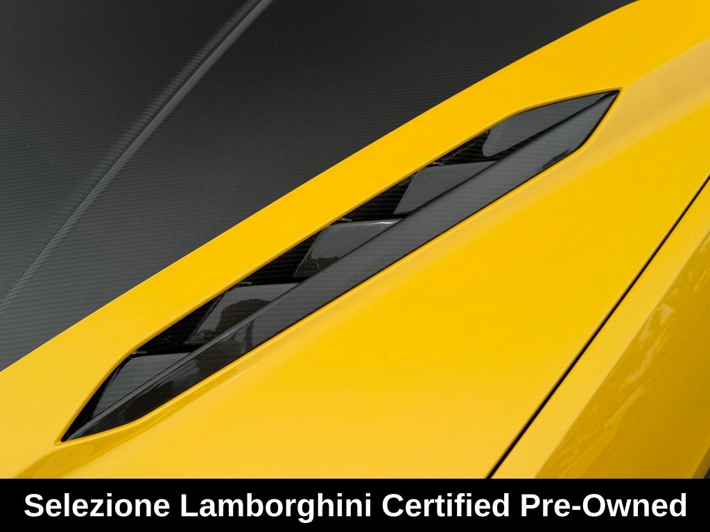2023 Lamborghini Urus Performante - Photo 11