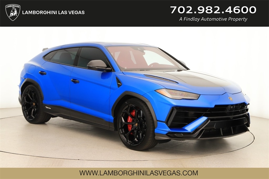 2023 Lamborghini Urus Performante's photo