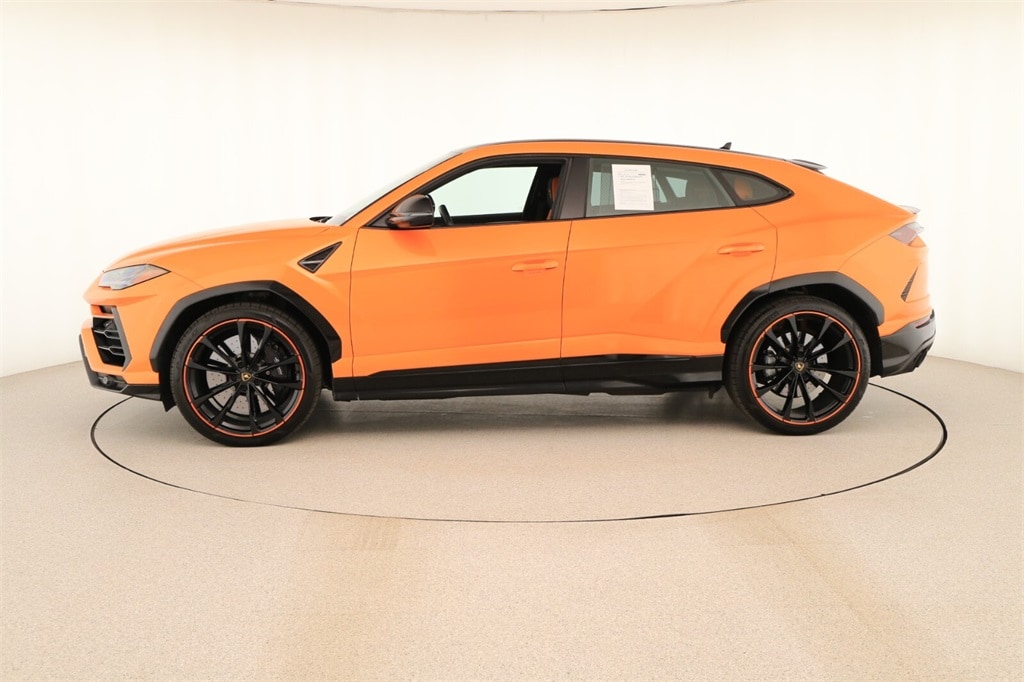 Certified 2021 Lamborghini Urus Pearl Capsule SUV