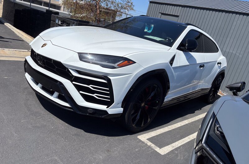2020 Lamborghini Urus