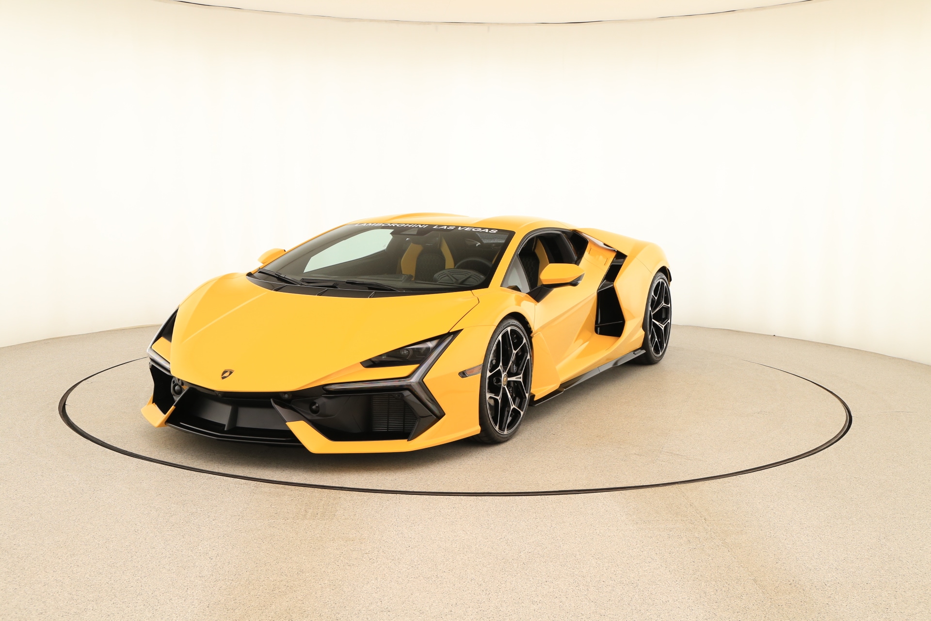 2025 Lamborghini Revuelto Base - Photo 11