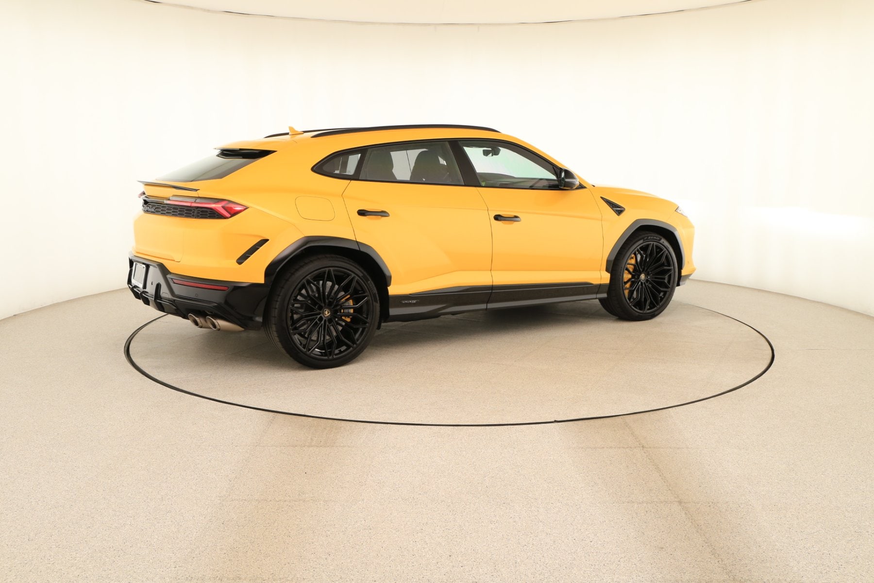 2026 Lamborghini Urus SE - Photo 7
