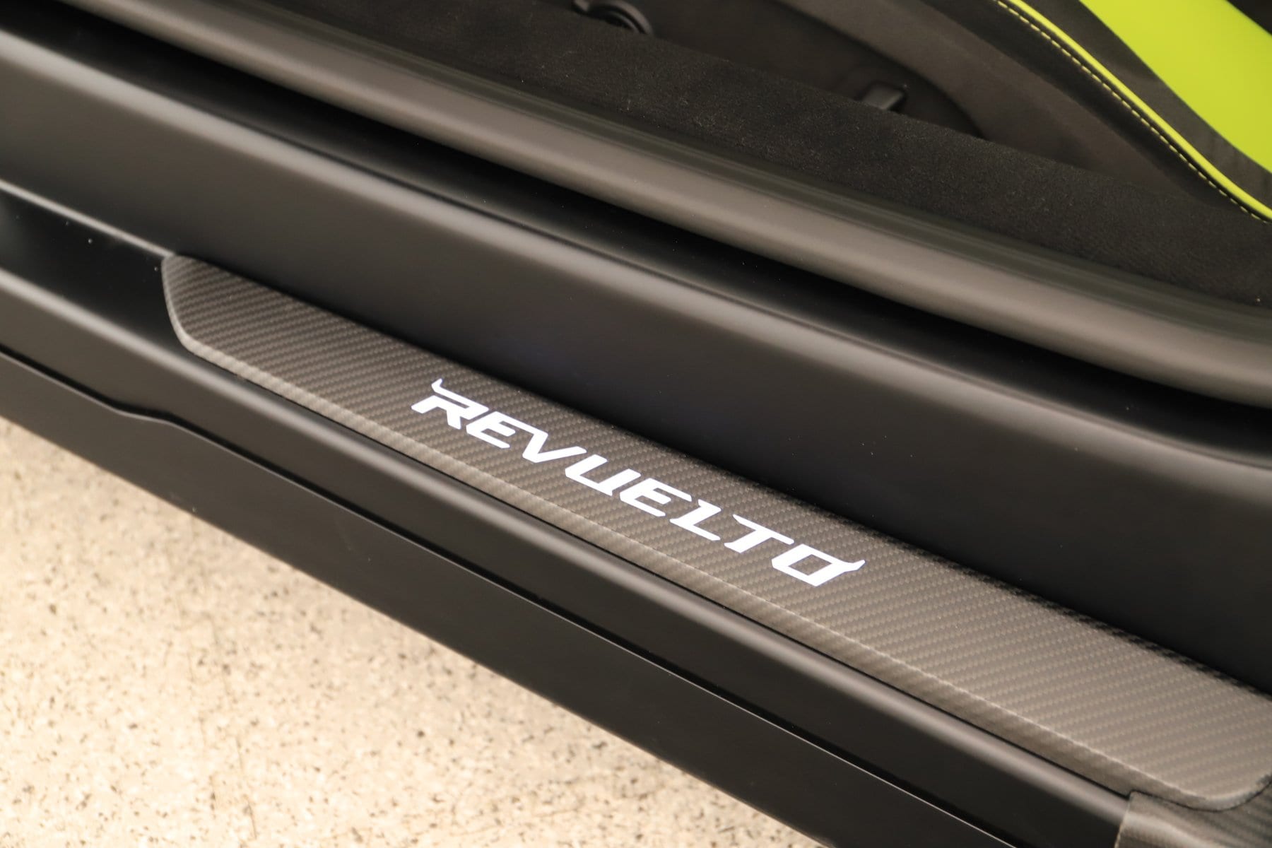 2026 Lamborghini Revuelto Base - Photo 27