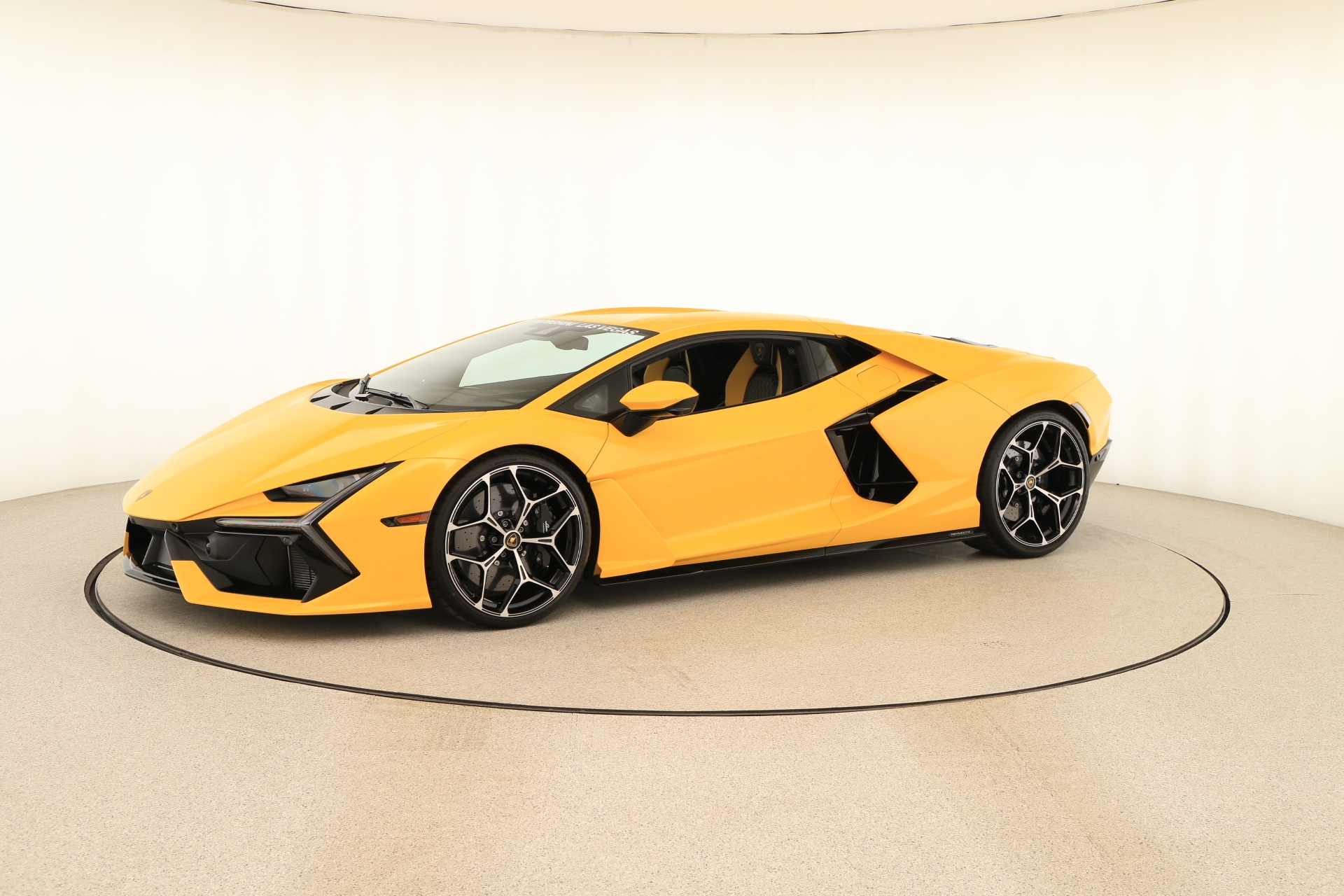 2025 Lamborghini Revuelto Base - Photo 10