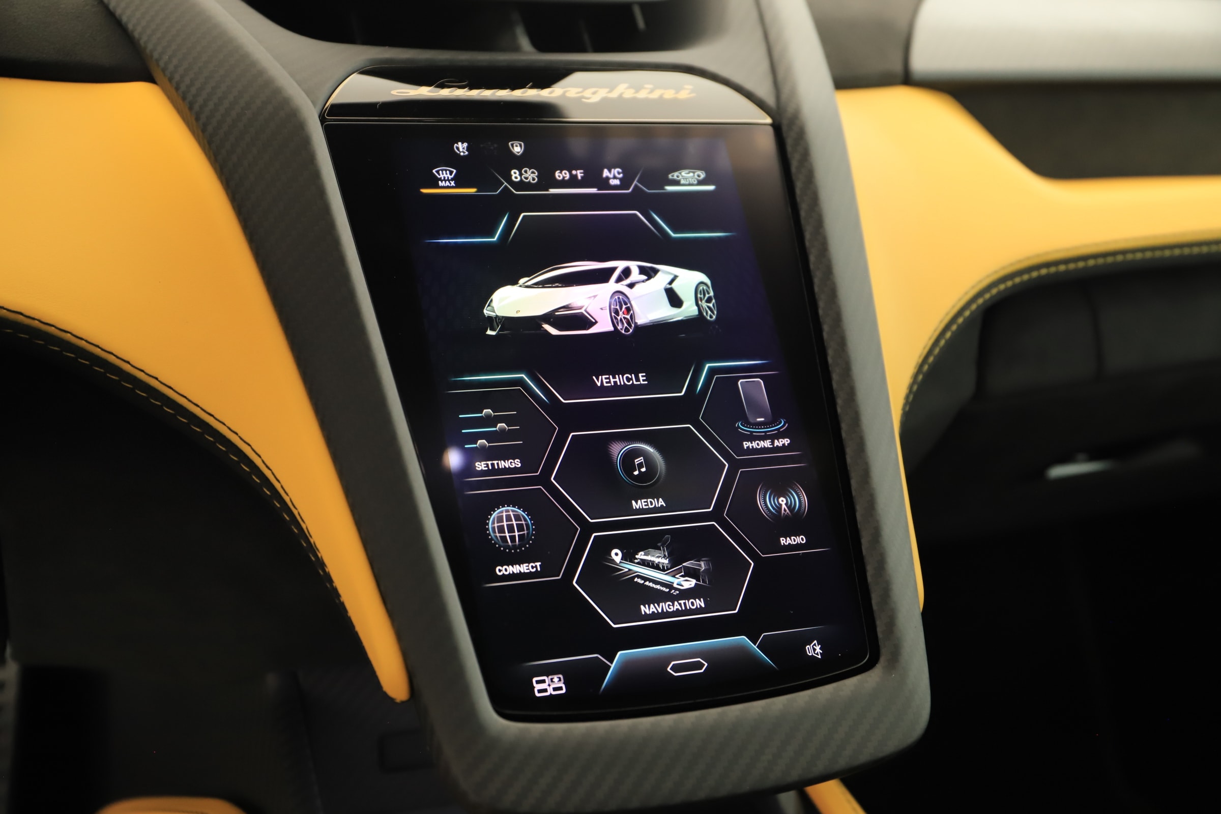 2025 Lamborghini Revuelto Base - Photo 22