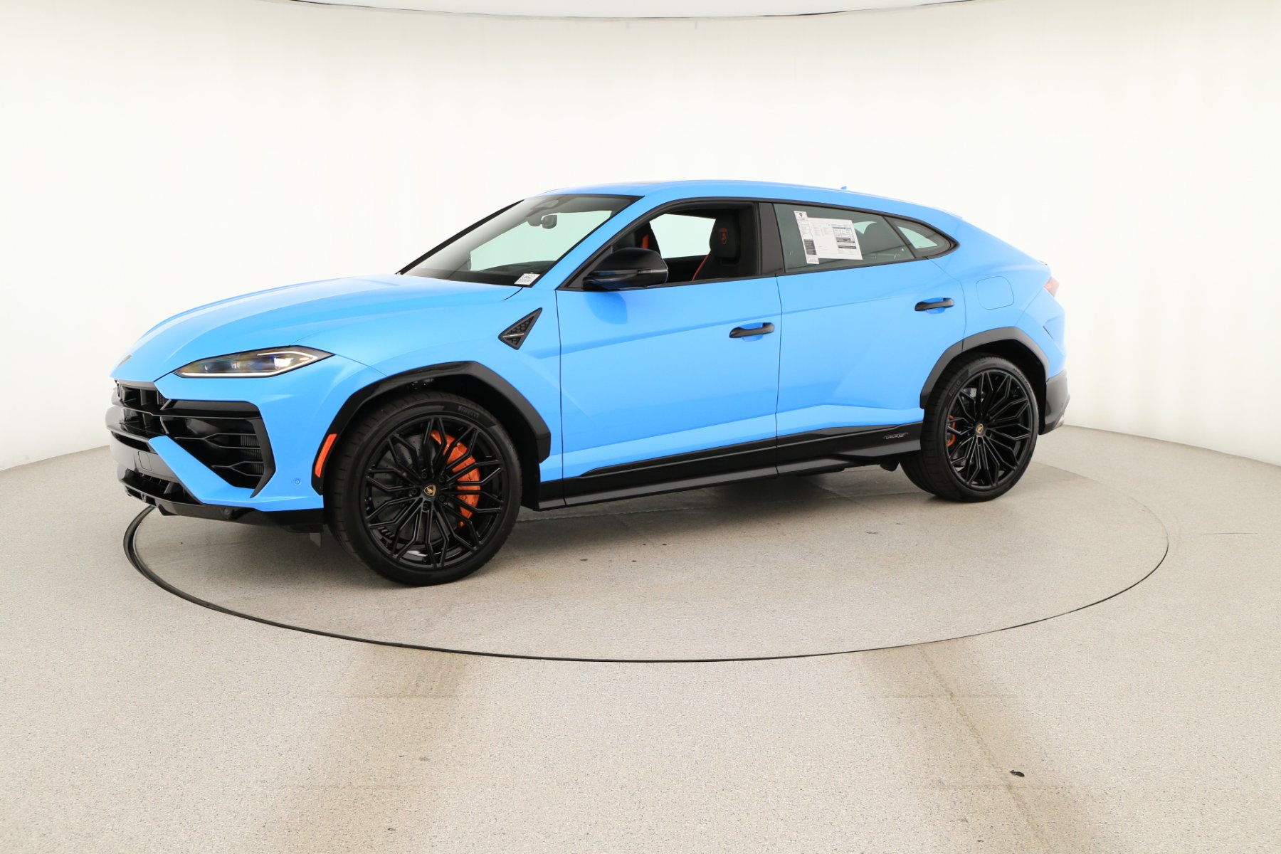 2026 Lamborghini Urus SE - Photo 10
