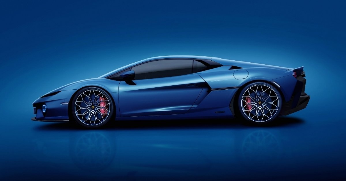 How%20the%20Lamborghini%20Temerario%20Compares%20to%20the%20McLaren%20750S.jpg