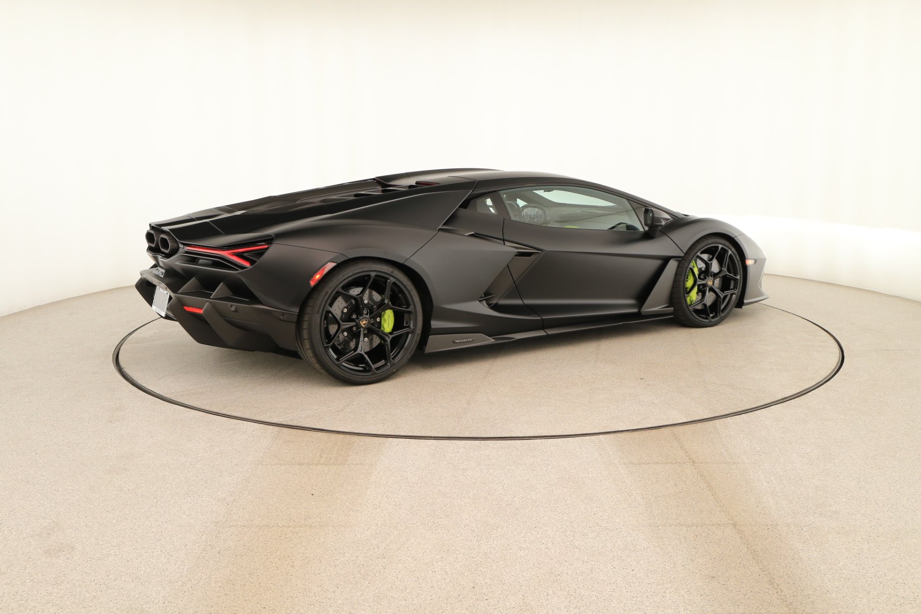 2026 Lamborghini Revuelto Base - Photo 4