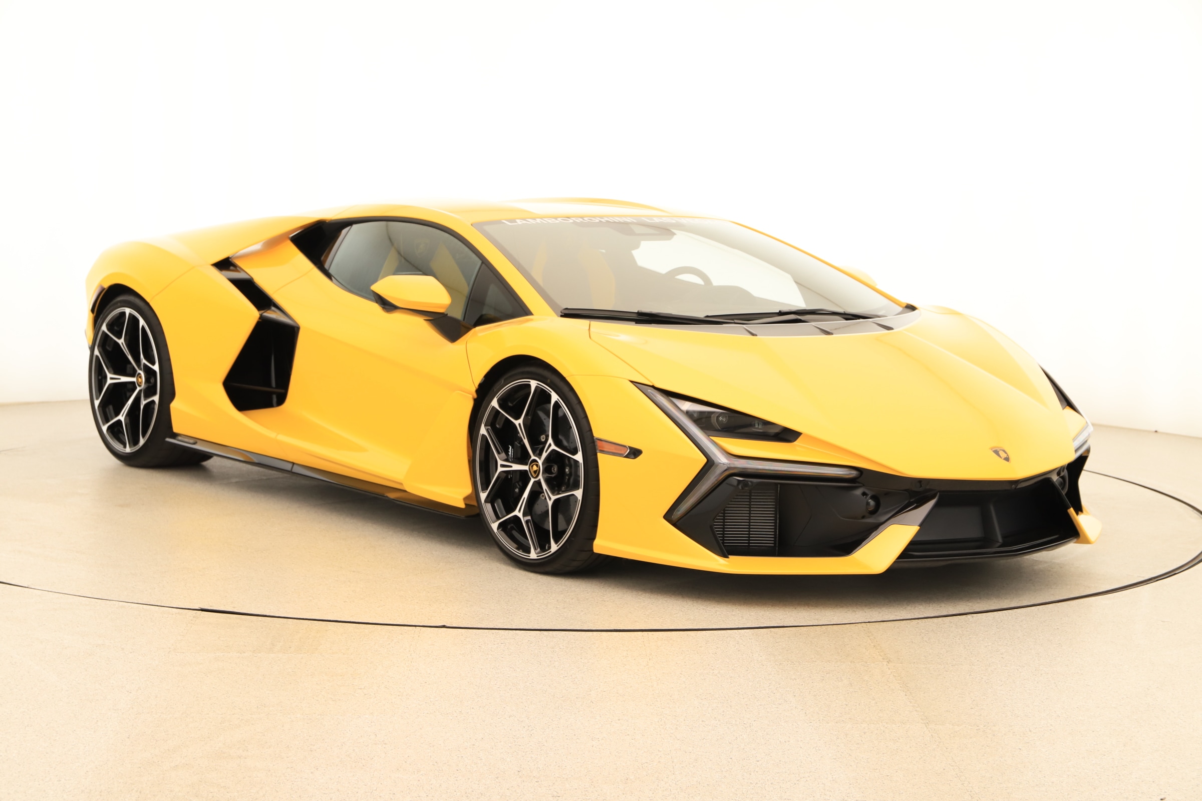 2025 Lamborghini Revuelto Base - Photo 32