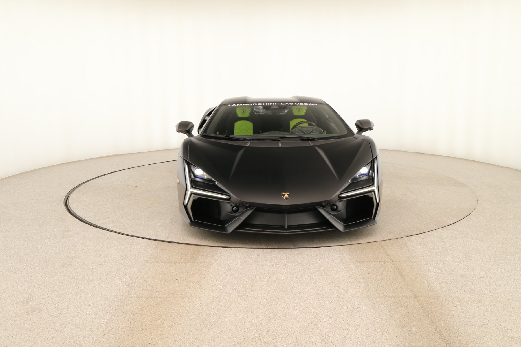 2026 Lamborghini Revuelto Base - Photo 12