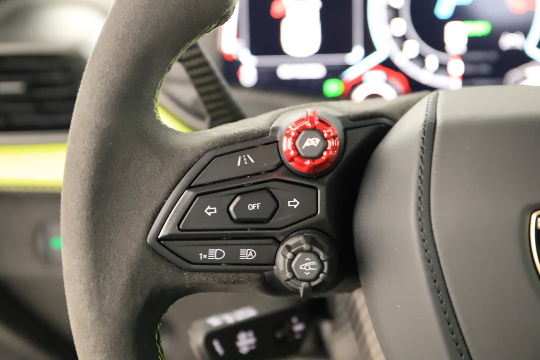 2026 Lamborghini Revuelto Base - Photo 16