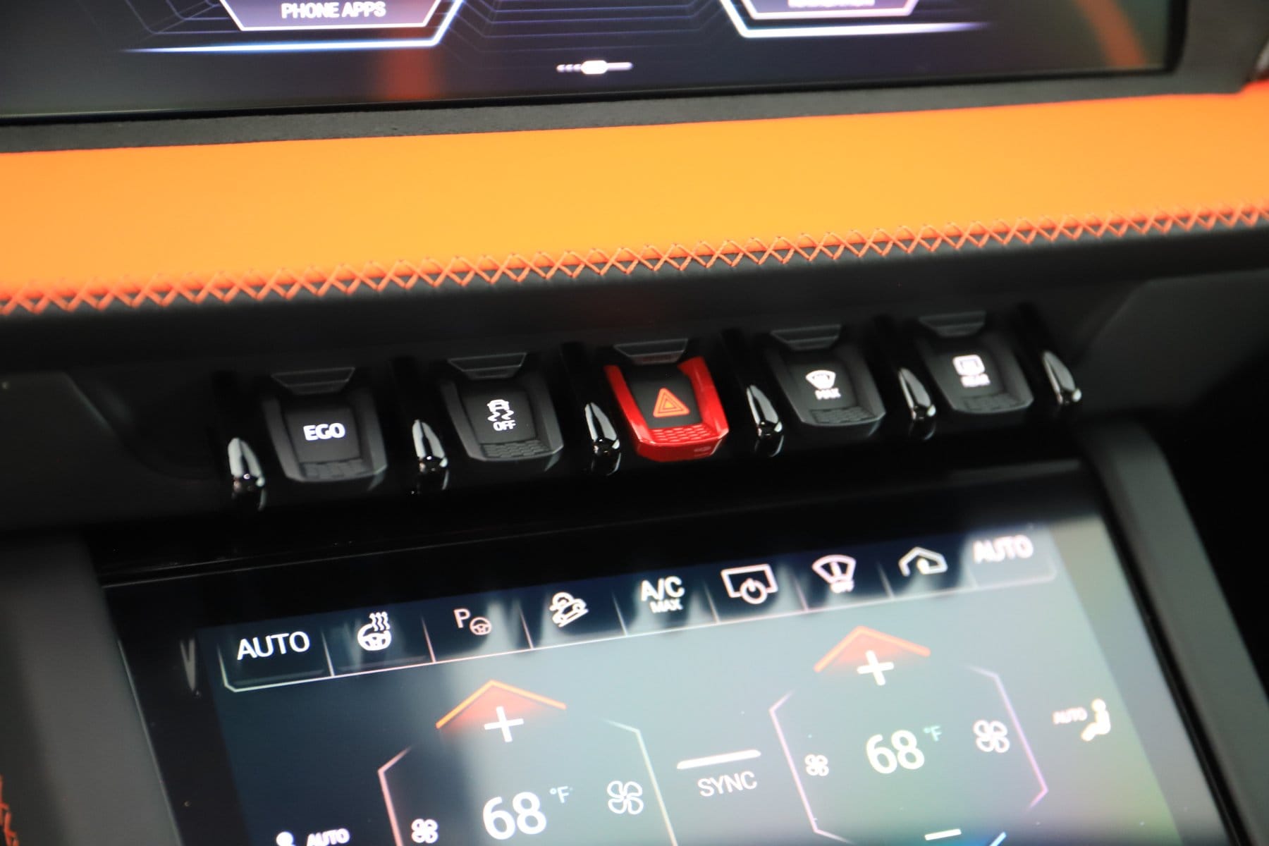 2026 Lamborghini Urus SE - Photo 29
