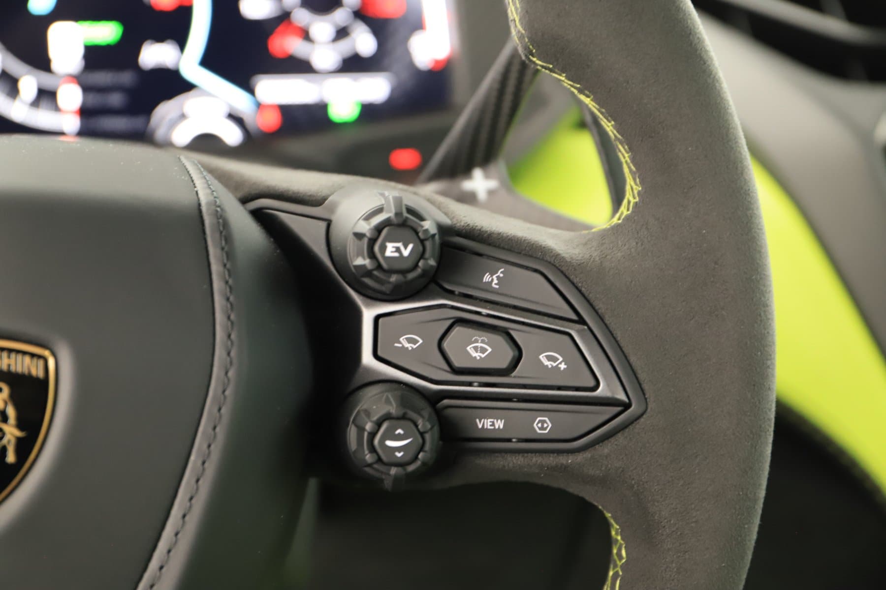 2026 Lamborghini Revuelto Base - Photo 17