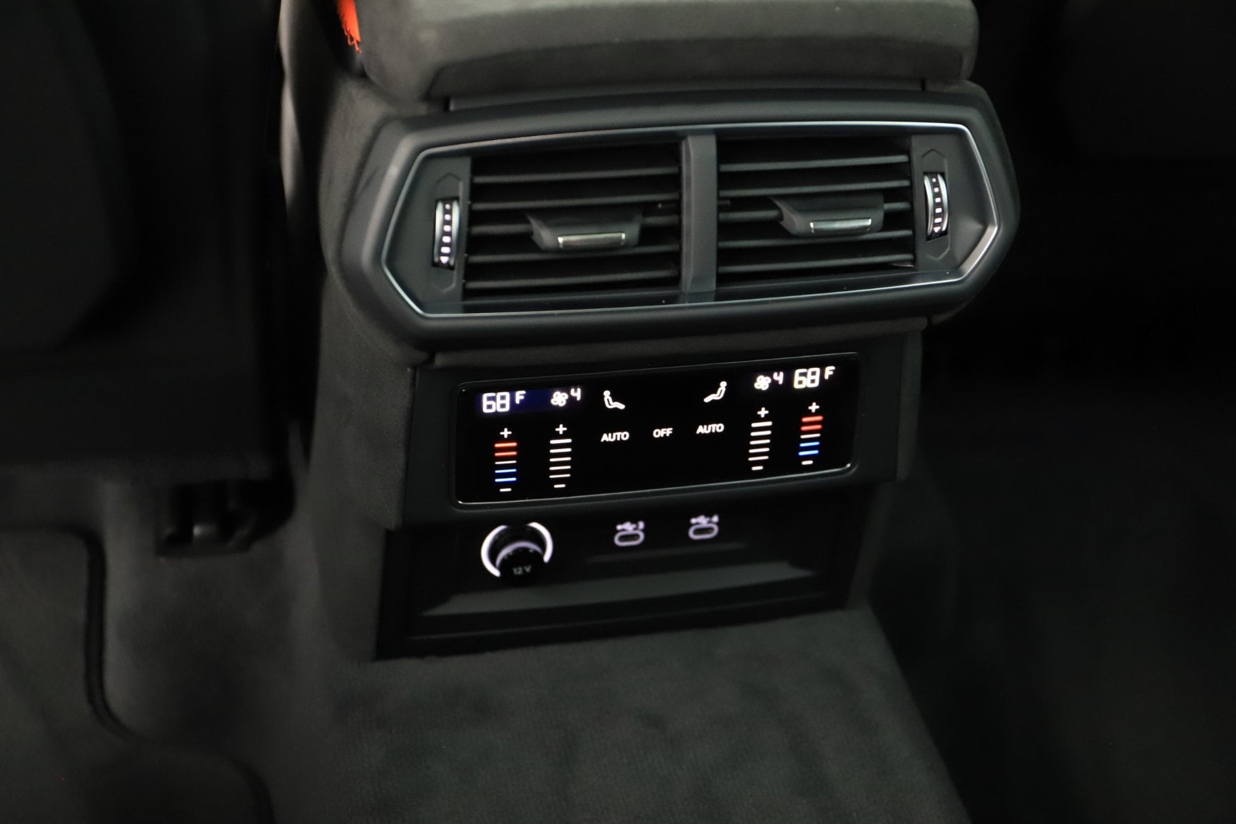 2026 Lamborghini Urus SE - Photo 32