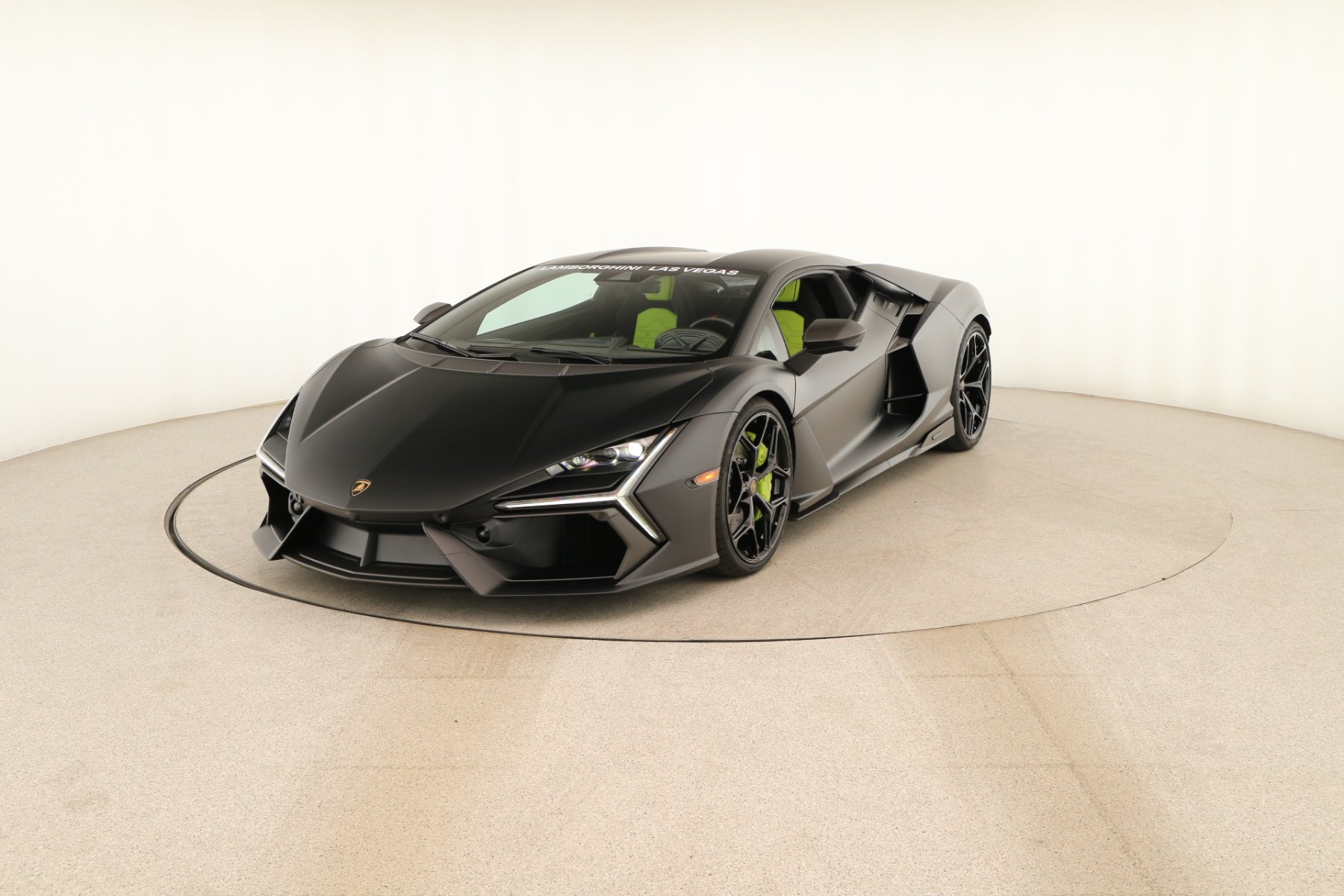 2026 Lamborghini Revuelto Base - Photo 11