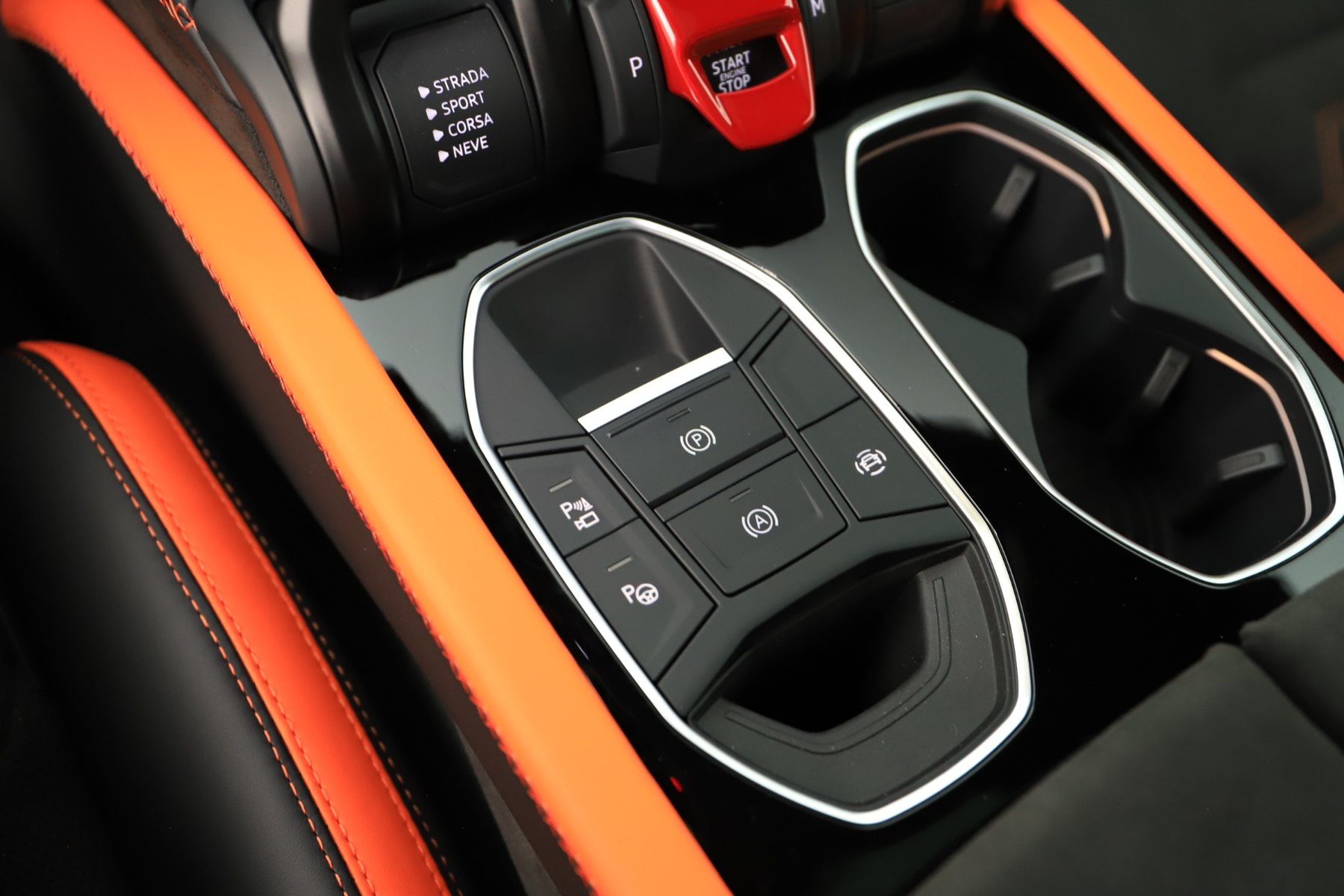2026 Lamborghini Urus SE - Photo 23